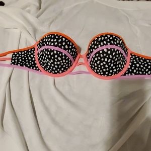 Victoria's Secret bikini top 32C